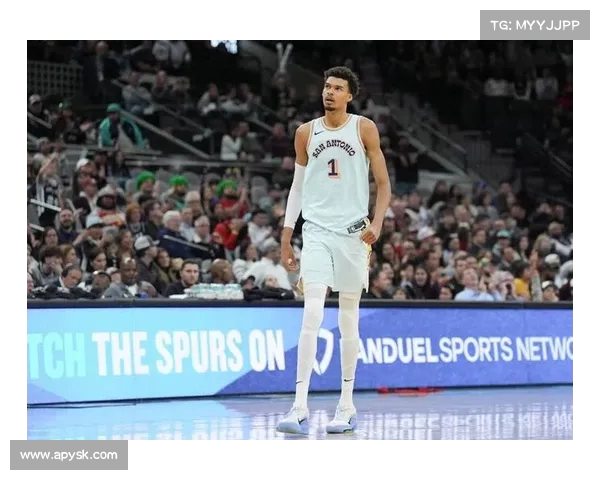 NBA封盖精彩瞬间回顾 震撼屏幕的盖帽让你大呼过瘾 NBA封盖精彩瞬间回顾 震撼屏幕的盖帽让你大呼过瘾